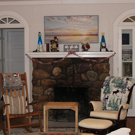 The Hillside B&B. Home W/ Breakfast Service! Wisconsin Dells Buitenkant foto