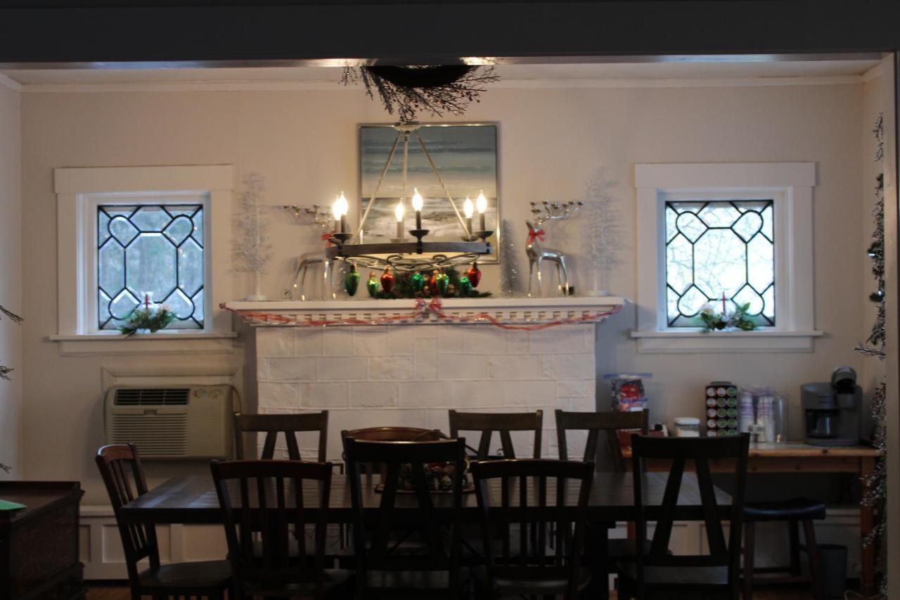 The Hillside B&B. Home W/ Breakfast Service! Wisconsin Dells Buitenkant foto