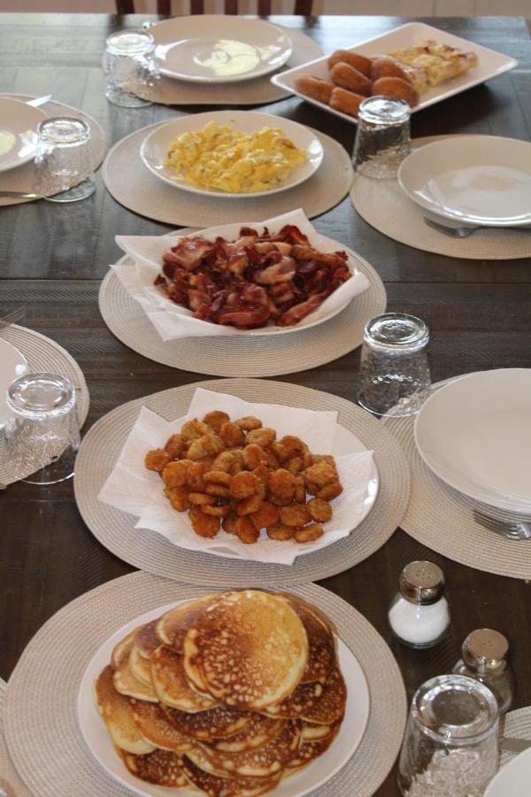 The Hillside B&B. Home W/ Breakfast Service! Wisconsin Dells Buitenkant foto